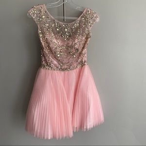 NWOT Sherri Hill size 2 rhinestone dress